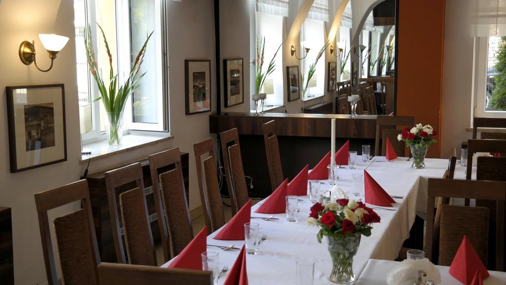 Osrodek Scsk Optima Aparthotel Krakow Ngoại thất bức ảnh