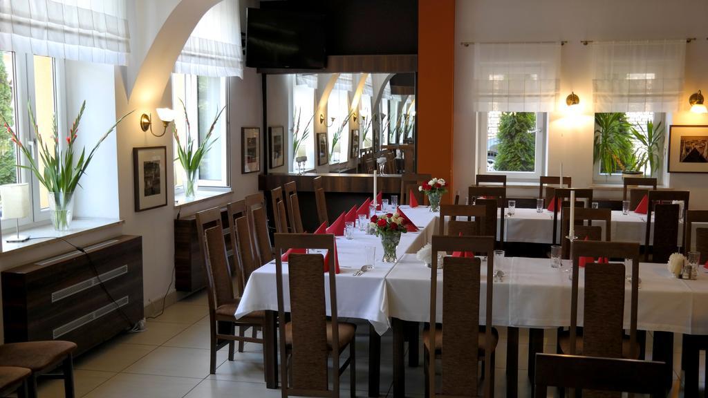 Osrodek Scsk Optima Aparthotel Krakow Ngoại thất bức ảnh