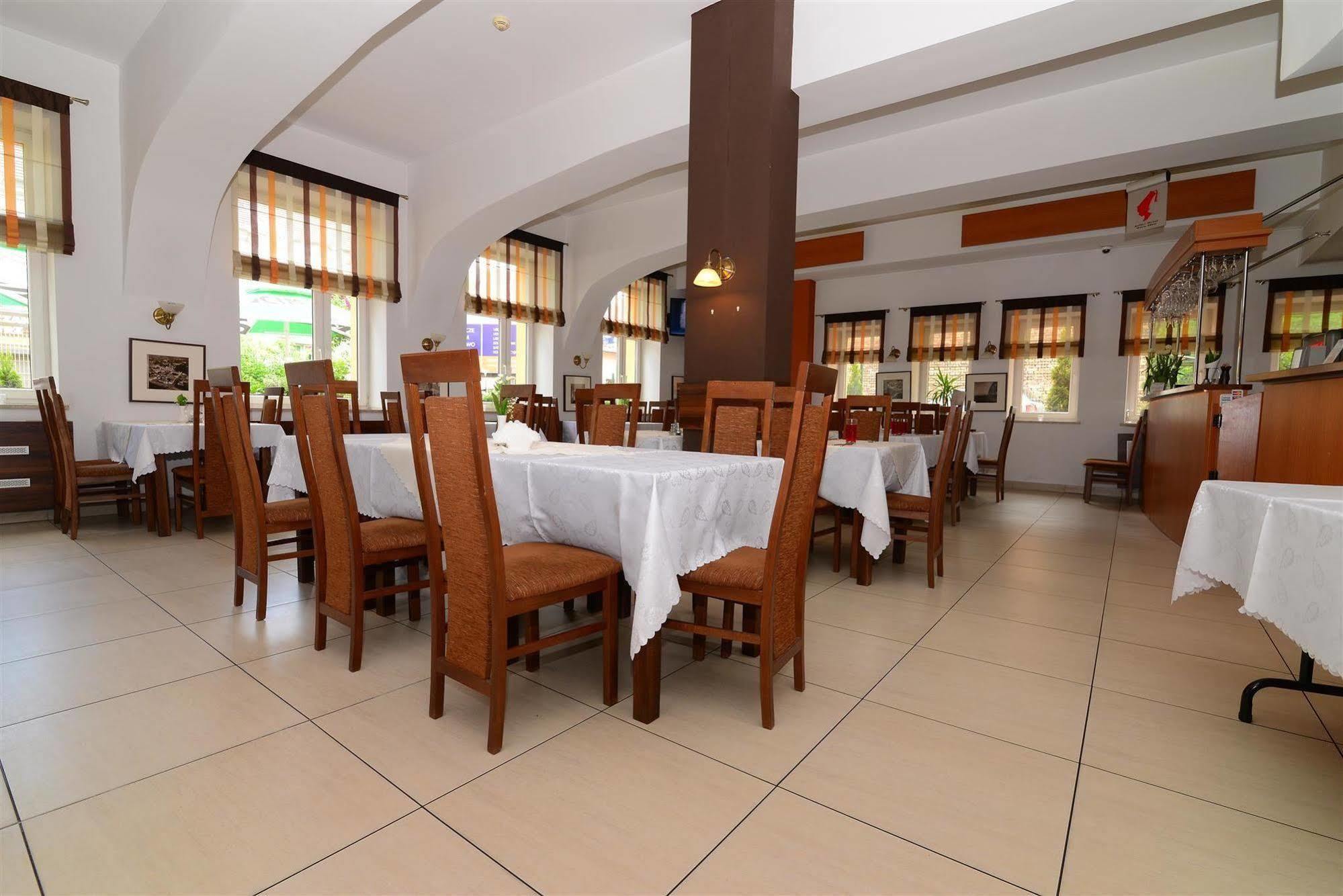 Osrodek Scsk Optima Aparthotel Krakow Ngoại thất bức ảnh