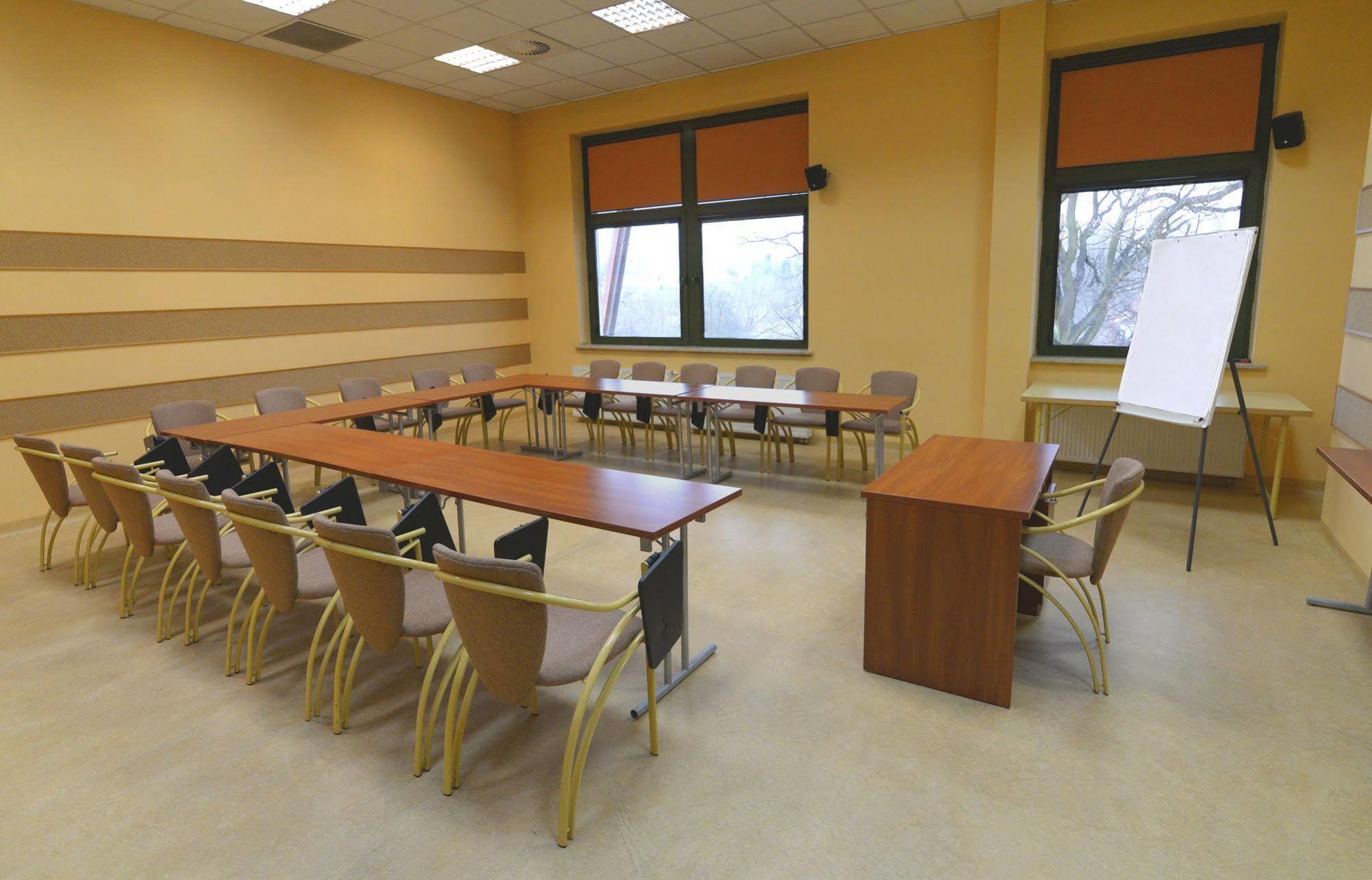 Osrodek Scsk Optima Aparthotel Krakow Ngoại thất bức ảnh